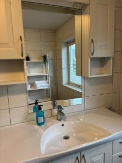 HB HolidayHomes - The White Pearl - 5