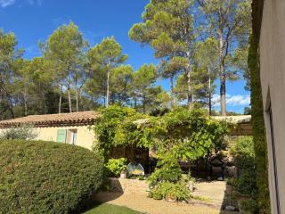 Bastidon de Moon - 3