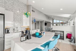 Serendipity Beach Retreat Entire House - 3