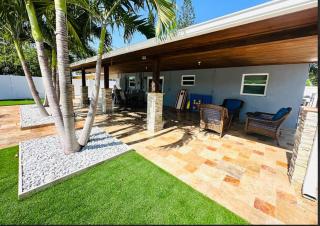 Private Furnished 3BR Near Beach Large Yard - 1