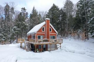 Mt Snow Home with Privacy Hot Tub Firepit - 9