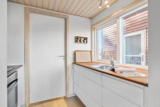 5732 Gudhjem - Rø Skolevej 10 Dør 17 - 5