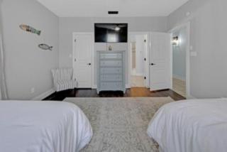 Sea Salt On The Rock By Ben's Beach Homes - 5
