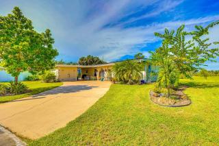 Heated Pool and Spacious Yard Port Charlotte Escape - 8