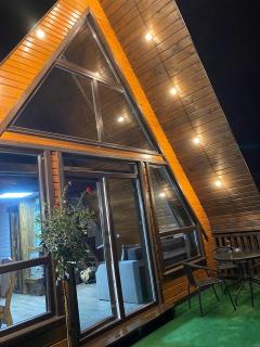 Котедж A-frame Strimba - 2