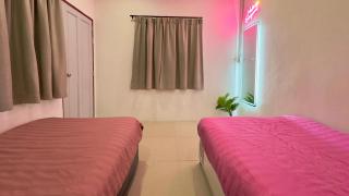 Arena Boutique Hotel Female only - 3