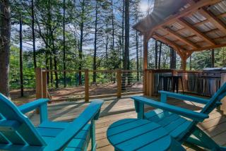 A Cozy A-Frame Escape with Hot Tub - 5