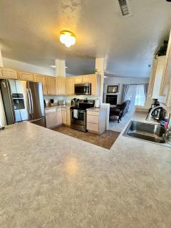 Large Prescott Home with 3-car Garage Central & Quiet - 4