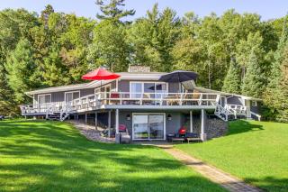 Waterfront Gull Lake with Dock Family Friendly! - 7