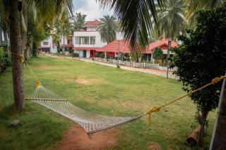 Redwoods Hotels and Resorts - 9