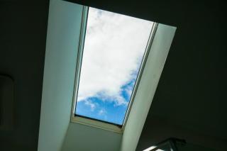 Unique private room and bath - 1