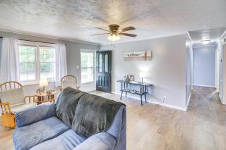 7 Mi to Barren River Lake Quiet Getaway with Yard! - 5