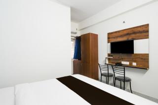 Collection O The RIO HOTEL JNTU Bus Stop - 5