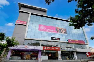 SPOT ON Sriman Stay Inn - 4