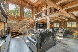 Luxe Cabin Compound 4 Mi to Cameron State Forest! - 6