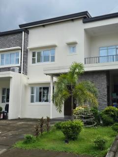 DH Villa Rental - 0