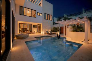 New Villa Perfect For Groups 20 Guests - 0