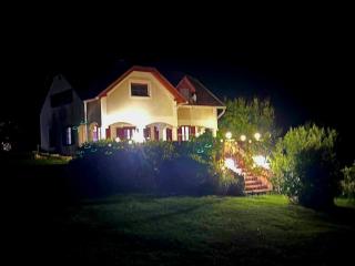 Dorono House - 9