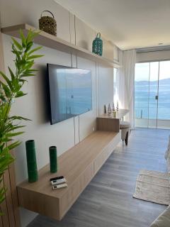 Casa com vista espetacular e piscina em Angra - 8