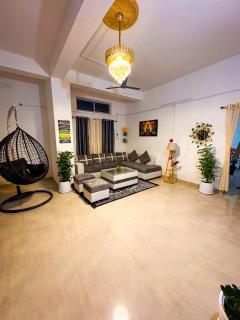 The Blue Orchid Homestay - 4