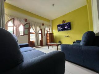 Apartamento para 15 personas a 3 min del Centro Histórico con 5 dormitorios - 0