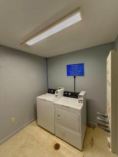 BlissPoint Inn & Suites, Northwood - 2