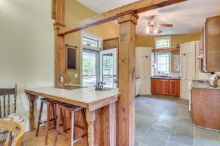 Cottage By the Pond Serene Northeast Ohio Retreat - 6