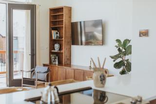 Storybook Nashville Guesthouse - Perfect for Couples and Solo Travelers - 5