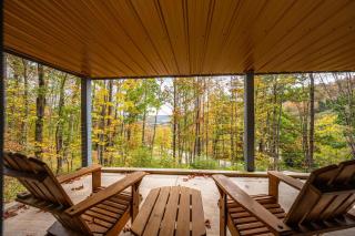 Spacious 6 Bedroom Chalet Near Holiday Valley - 6