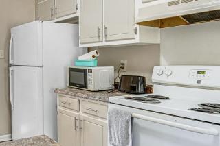 5 Mi to Fort Bragg Family Gem Near Parks and Trails - 2