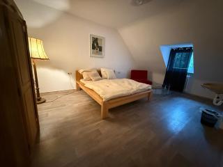 Gemütliches Buchen Zimmer mit Gemeinschaftsbad - 0
