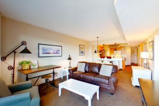Harbourgate #0120 - 4