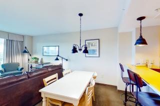 Harbourgate #0120 - 1