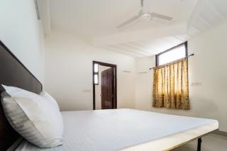 Hotel O Chahal Guest House Near Nangloi Railway Station Metro Station - 2