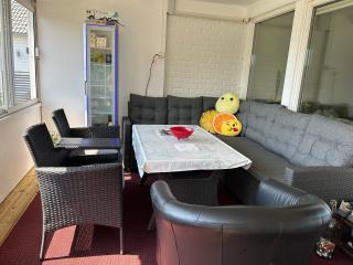 Två sovrum fyra sängar Koppla av med hela familjen i detta fridfulla boende - 4