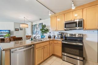 Kaanapali Shores 405- Oceanview 1 bedroom Resort condo, AC, and amenities! - 6