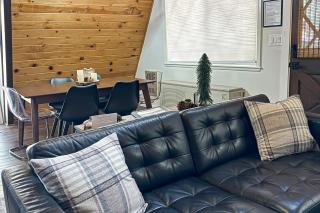 The Cozy Pines Cabin - 7