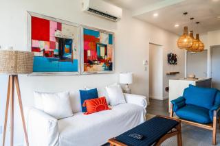 Sunset Boulevard 304 - 4