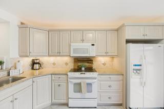 A Heavenly Riverside - 1