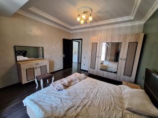 Azura Park - Bakoe - 1