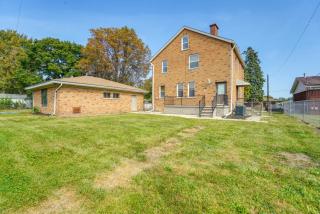 Charming Family-Friendly Duplex in Roseville! - 6