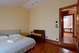 Ventimiglia Home & Room - 4