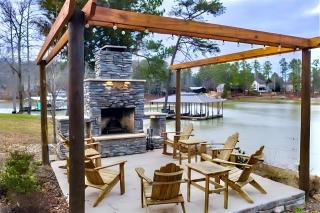 Paradise Point - 4BR Lakefront Haven Dock, Kayaks, & Cozy Firepit - 6