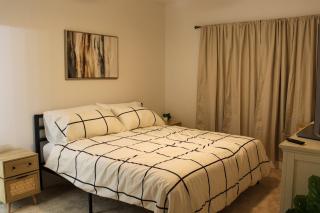 Spacious 4BR Home Near Med Center & NRG - 6