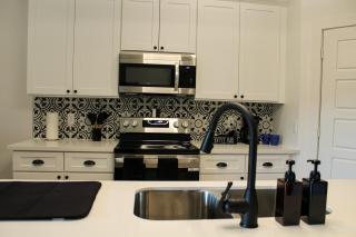 Spacious 4BR Home Near Med Center & NRG - 3