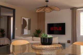 Gîte de Prestige - Neuf - Parking - Tout équipé - 8