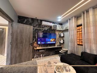 شقة فندقية فاخرة مع تراس وحديقة - 3