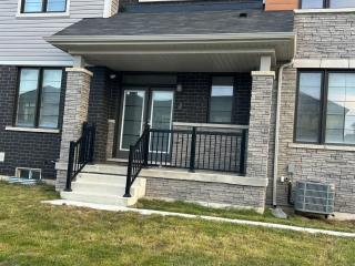 Luxury 4BR Family Retreat in Thorold, Just 10 Mins Niagara Festival of Lights Niagara Falls, Clifton Hill & Wineries Free Wi-Fi, Free Parking - 6