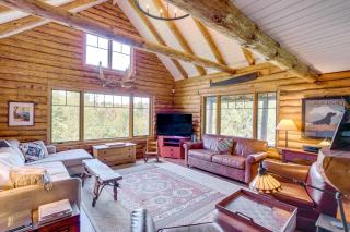 Cozy Log Cabin Near Mt Snow Views, Modern Comfort - 0
