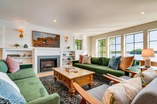 Ice Fishing and Scenic Views! Lake Bomoseen Retreat - 7